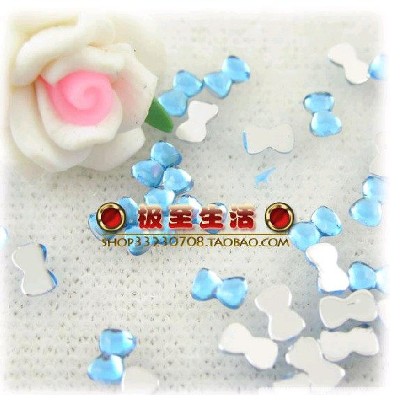亏本冲信誉!美甲/手机美容贴钻专用可爱小蝴蝶结领结钻浅蓝1分1颗