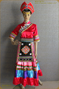 民族服饰红色仡佬族服装，舞蹈舞台服装少数民族，演出服表演女装