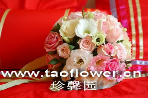 婚礼婚庆鲜花布置-上海新娘手捧花-上海时尚婚礼-小凡花坊0H026在类目 鲜花速递/花卉仿真/绿植园艺, 婚礼鲜花布置, 新娘手捧花中 - 来自Buy2taobao.com提供专业的淘宝代购服务