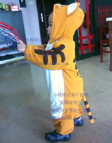 09秋冬款造型哈衣爬服连体衣全身3层中间加棉实物真人秀