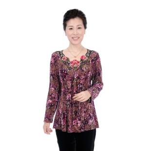  中老年妈妈装春季女装新款 品牌正品时尚绣花丝绒T恤上衣