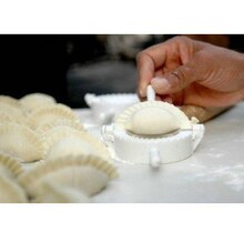 阳光家居馆创意厨房直径7CM中号带福字包饺子器17g