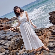 奈良白色连衣裙海边度假波西米亚长裙高腰沙滩裙2023三亚旅行裙子