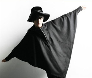 韩版蝙蝠衫秋冬季潮流男装学生，长袖套头连帽卫衣，外套披风斗篷上衣
