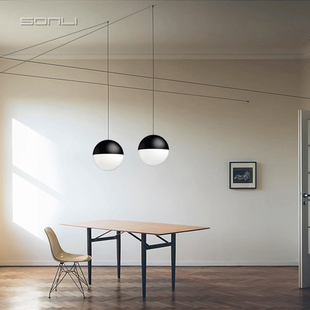 北欧现代线条吊灯创意个性玻璃，圆球餐厅简约吊灯艺术黑色长线吊灯