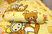 全棉小熊糖果枕头轻松熊黄色(熊，黄色)条纹小蜜蜂可订做