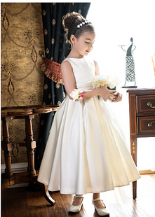 高档儿童白色简单典雅婚纱礼服，公主裙少女中大童小提琴钢琴演出服