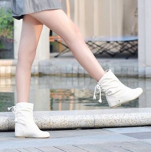 2014韩版学生靴单靴子女鞋子，春秋季短靴，平跟平底少女冬季白色