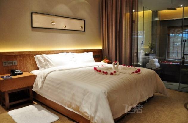 Changtai County Half-Moon Hill hot spring hotel luxury Guest roomin the Cheap Hotels/Inn features/Apartment Hostel , Hotel Inn category - from Buy2taobao.com to provide professional Taobao agent buy service