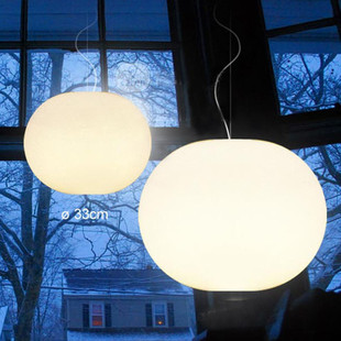 北欧现代简约艺术奶白玻璃扁球吊灯，个性led时尚，餐厅吧台灯店面灯
