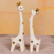 景德镇陶瓷梅花情侣对狗，梅花鹿现代家居，装饰品工艺品客厅书桌摆件