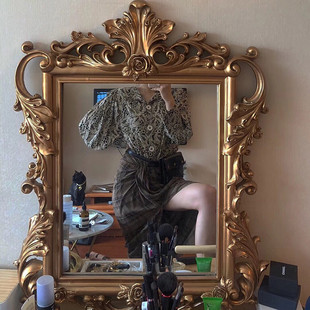 欧式复古化妆镜浴室镜玄关壁挂镜卫浴镜网红装饰镜拍摄法式梳妆镜