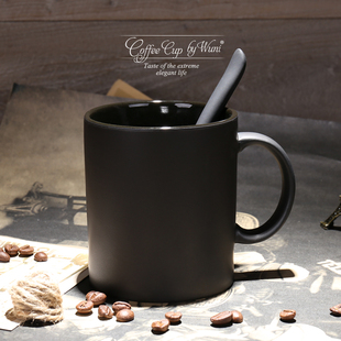 欧式高档陶瓷黑色哑光大容量，马克杯子创意简约磨砂，咖啡杯带勺水杯