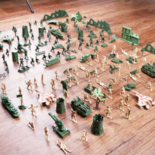 儿童军事基地沙盘兵人套装模型玩具，二战小兵人士兵军队战争模型