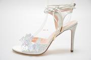 法式蕾丝浅口水钻王妃新娘婚鞋白色，一字带细跟中空宴会伴娘女凉鞋