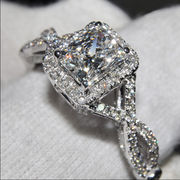 纯银925镀18K白金公主女王戒指方钻扭臂微镶锆石女款女式钻戒指环