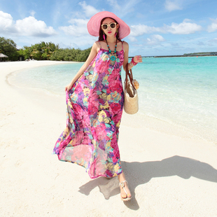 泰国巴厘岛海边度假沙滩裙女波西米亚，长裙雪纺碎花吊带连衣裙