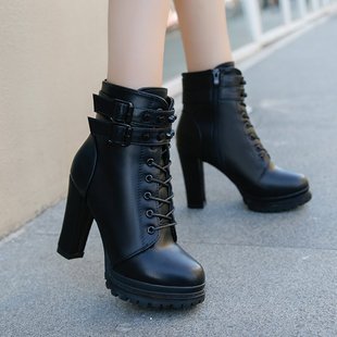 马丁靴女靴子2023韩版女鞋，百搭系带秋冬季高跟鞋黑色粗跟短靴