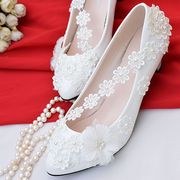 中跟蕾丝珍珠绣花婚鞋手工白色新娘，结婚鞋子伴娘鞋宴会礼服鞋演出