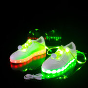 USB充电七彩发光女荧光LED带灯鞋鞋底会亮鬼步鞋街舞情侣男女板鞋