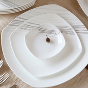 盘子骨瓷盘子菜盘家用创意餐具方盘，餐盘饺子盘汤盘鱼盘韩式西餐盘