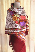 尼泊尔印度手工钩绣纯羊毛刺绣绣花披肩围巾克什米尔流苏旅游礼物