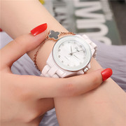 白色陶瓷女表韩版时尚，简约防水石英表水钻手表，女学生带钻女款