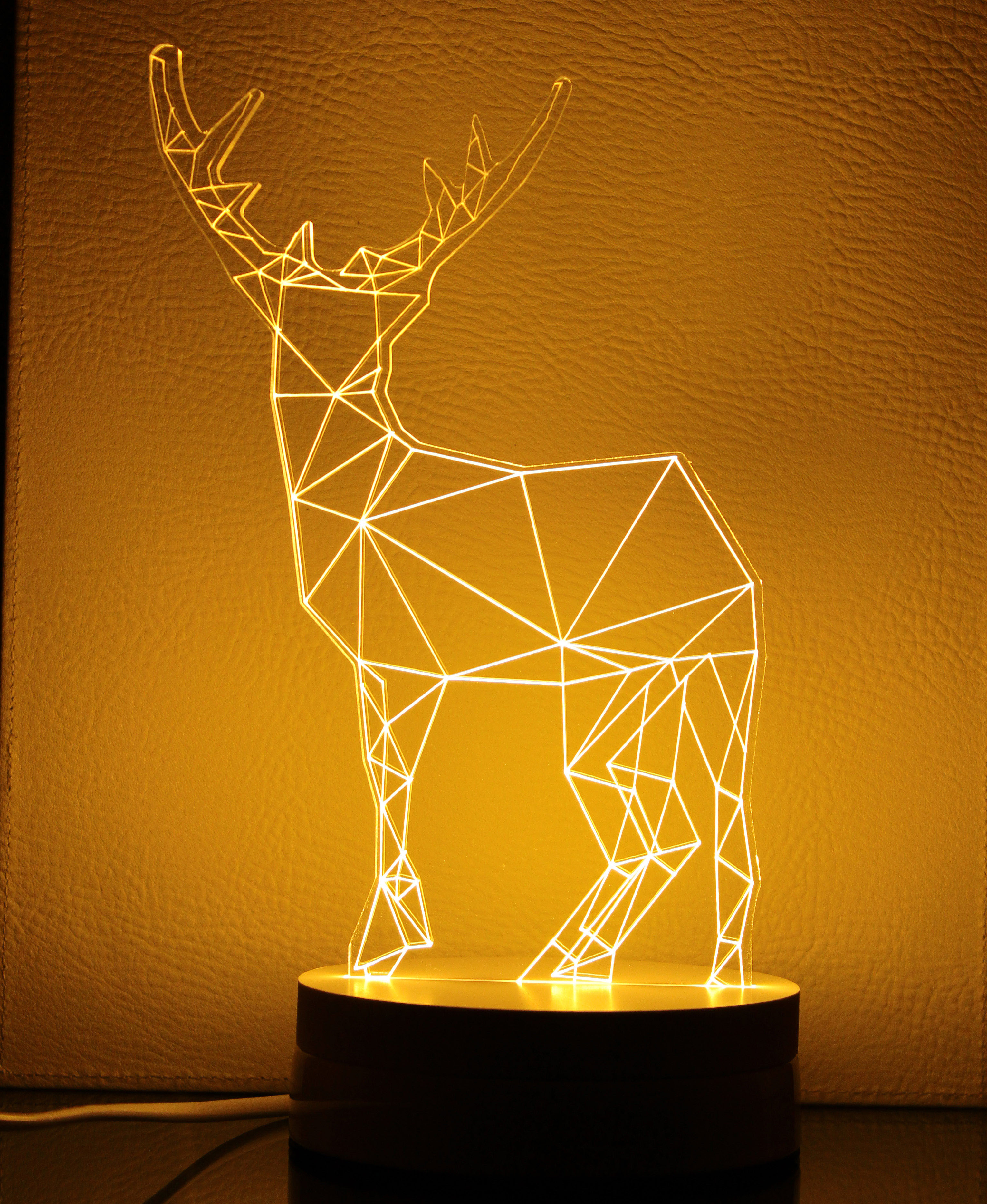 北欧台灯创意现代简约宜家装饰羊皮纸个性小台