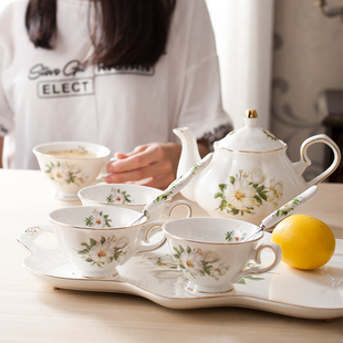 欧式创意清新咖啡具套装下午茶茶具酒店会所骨瓷高档咖啡具带托盘