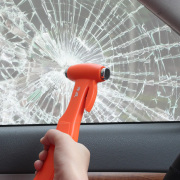 舜威汽车安全锤救生锤车用窗玻璃破窗器多功能公交车载应急逃生锤