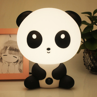 创意卡通可爱节能台灯，熊猫儿童房卧室插电床头灯，led灯小夜灯