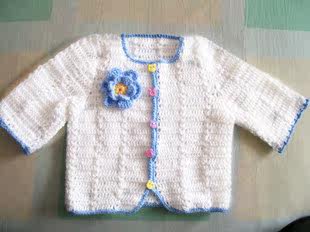 手工编织<em>宝宝毛衣</em> 针织衫<em>婴儿毛衣开衫</em>花朵白