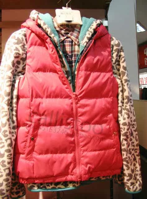 冬装新款<em>班尼路</em>正品 女装时尚连帽双面穿着羽