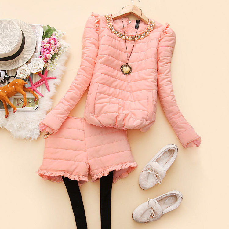 琇媄-h541 <em>韩版</em>2013<em>冬装</em>新款<em>女装</em>珍珠<em>短裤棉服</em>