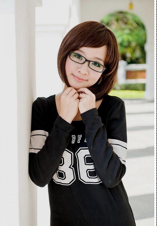 超<em>清纯</em>可爱的邻家<em>眼镜</em>妹妹(1)