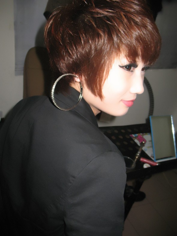 打败23岁用什么护肤品好长发MM的最美妆