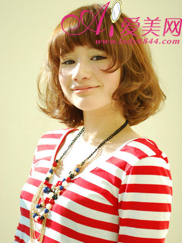 <em>适合头发</em>少的发型初春别错过<em>蛋卷</em>头热潮!_ic2